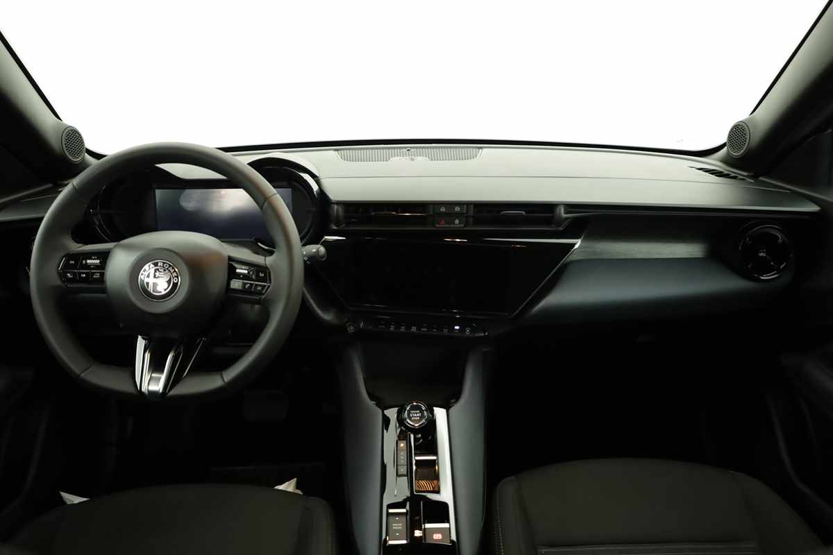 alfa-romeo-junior-2025-eletrico-0cc