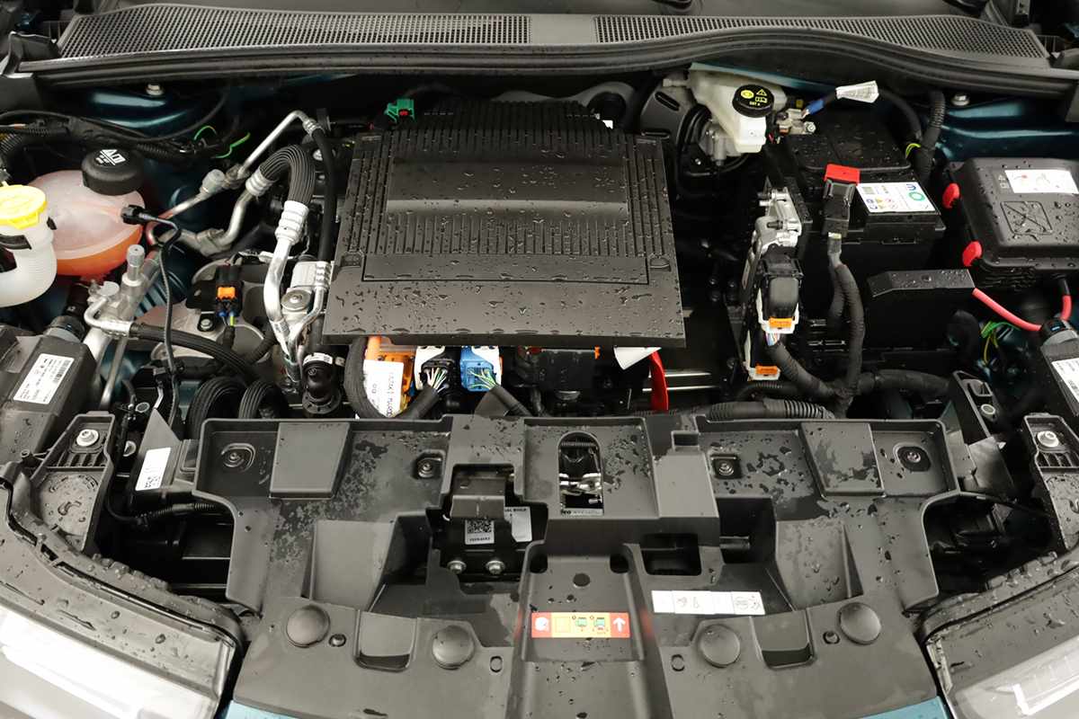 alfa-romeo-junior-2025-eletrico-0cc