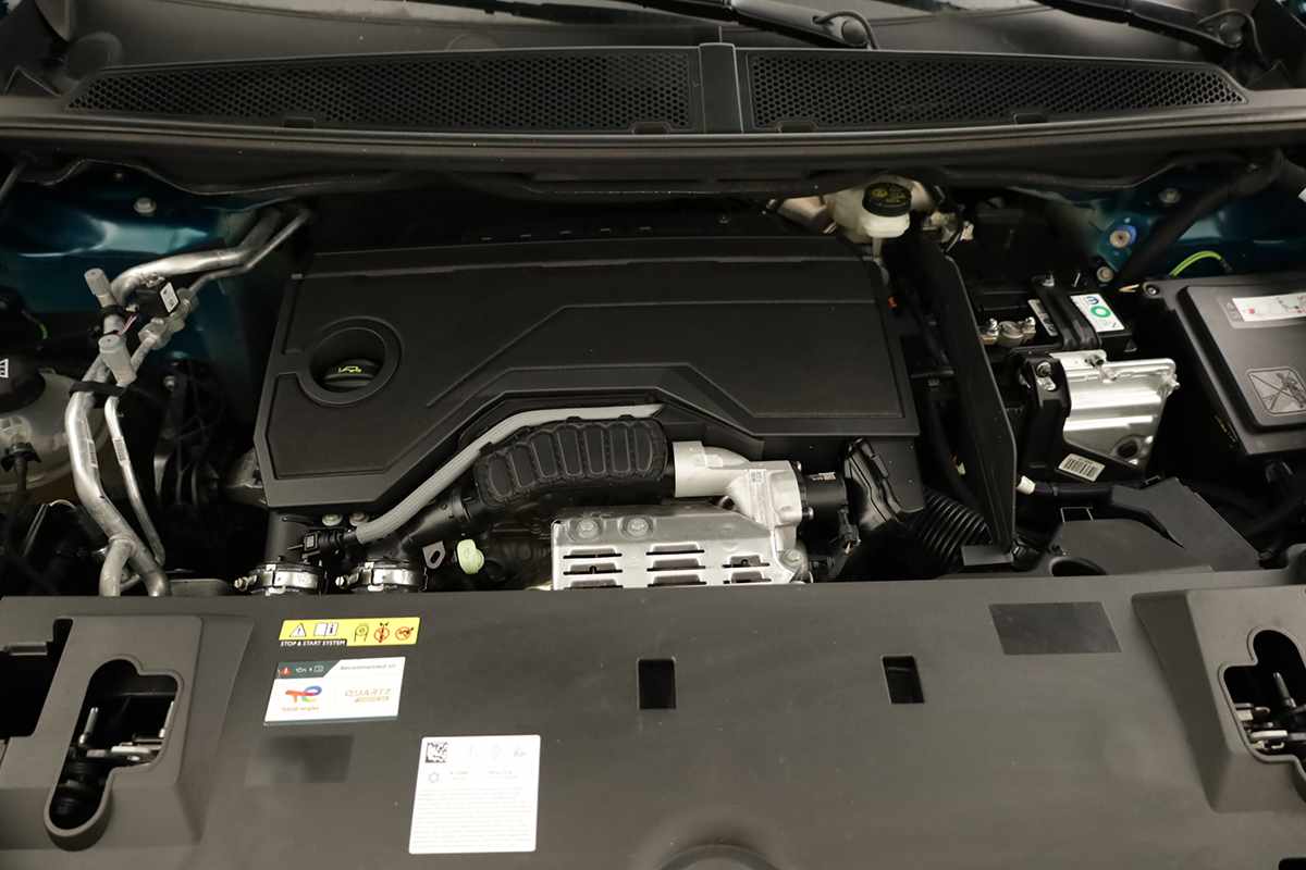 peugeot-5008-2025-gasolina-1199cc