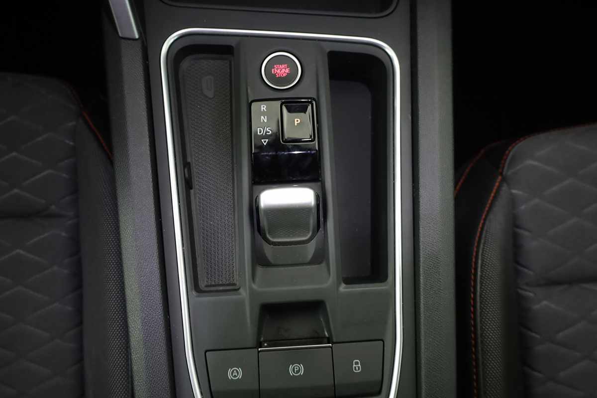 seat-leon-st-2025-hibrido-a-gasolina-1498cc