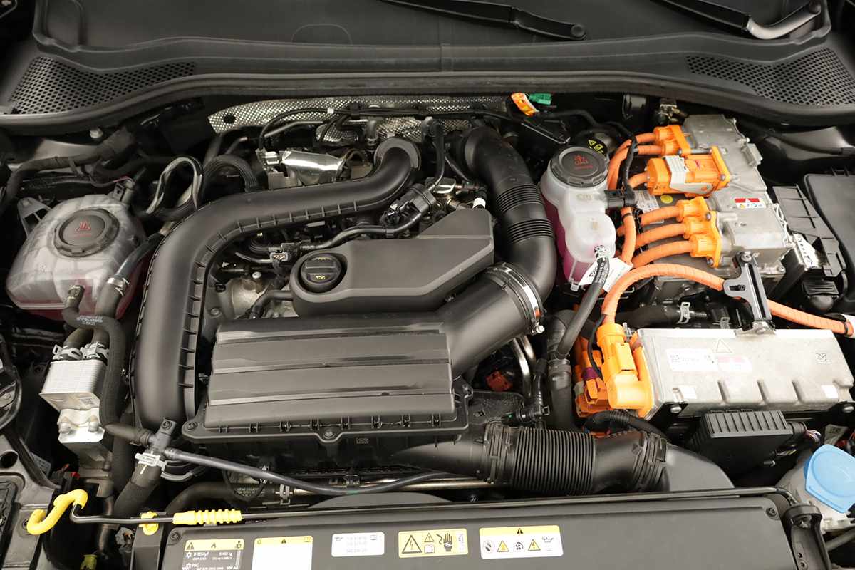 seat-leon-st-2025-hibrido-a-gasolina-1498cc
