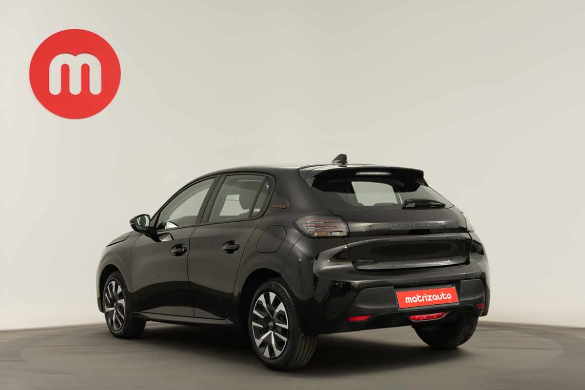 peugeot-208-2025-gasolina-1199cc