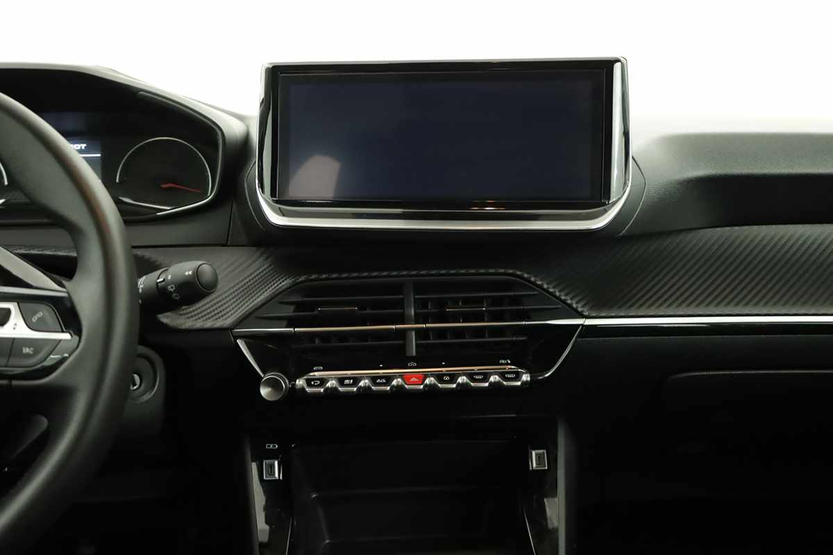 peugeot-208-2025-gasolina-1199cc