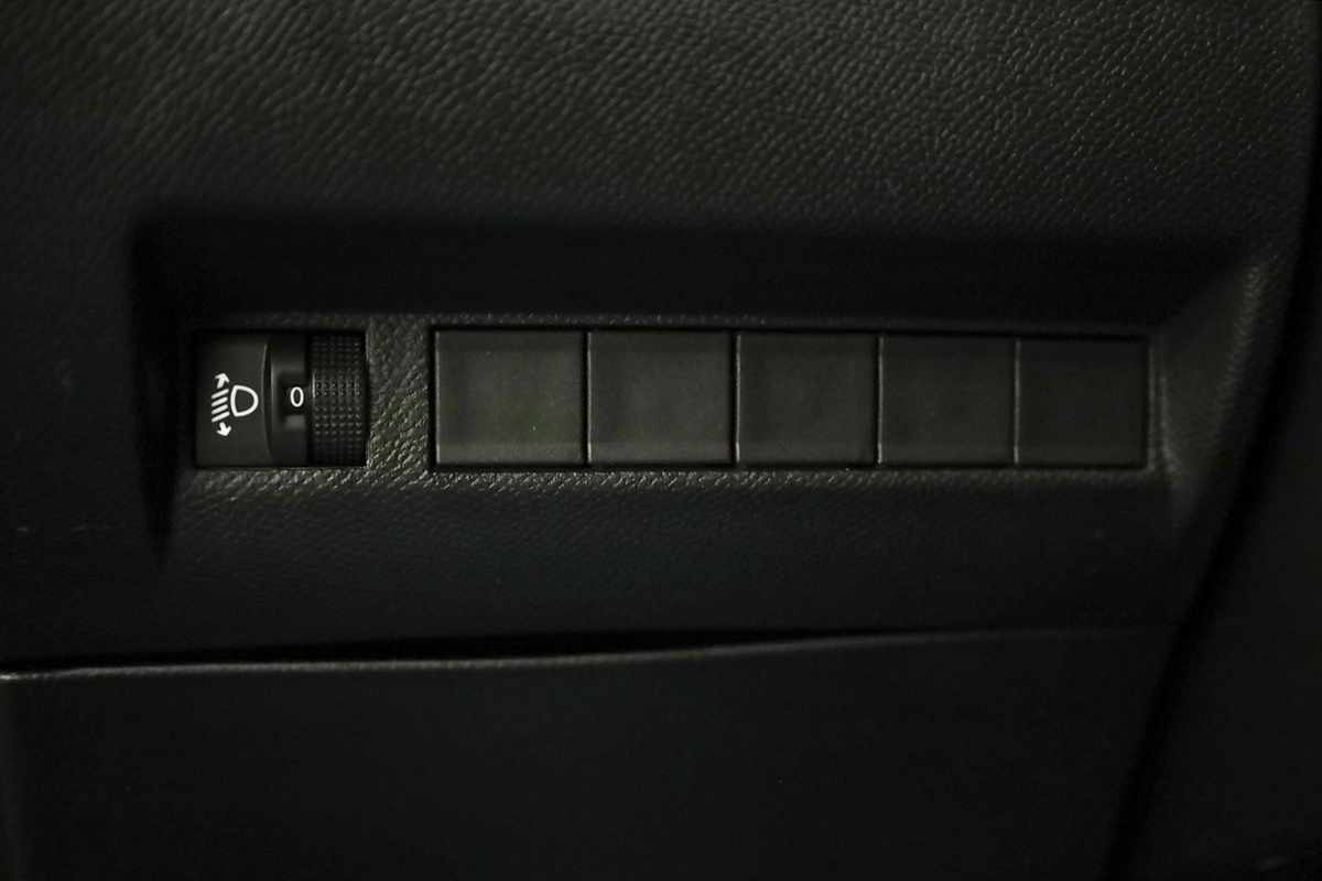 peugeot-208-2025-gasolina-1199cc