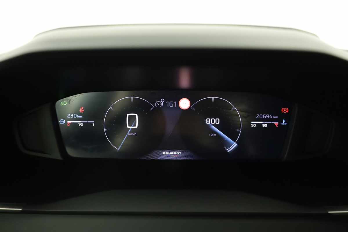 peugeot-208-2025-gasolina-1199cc