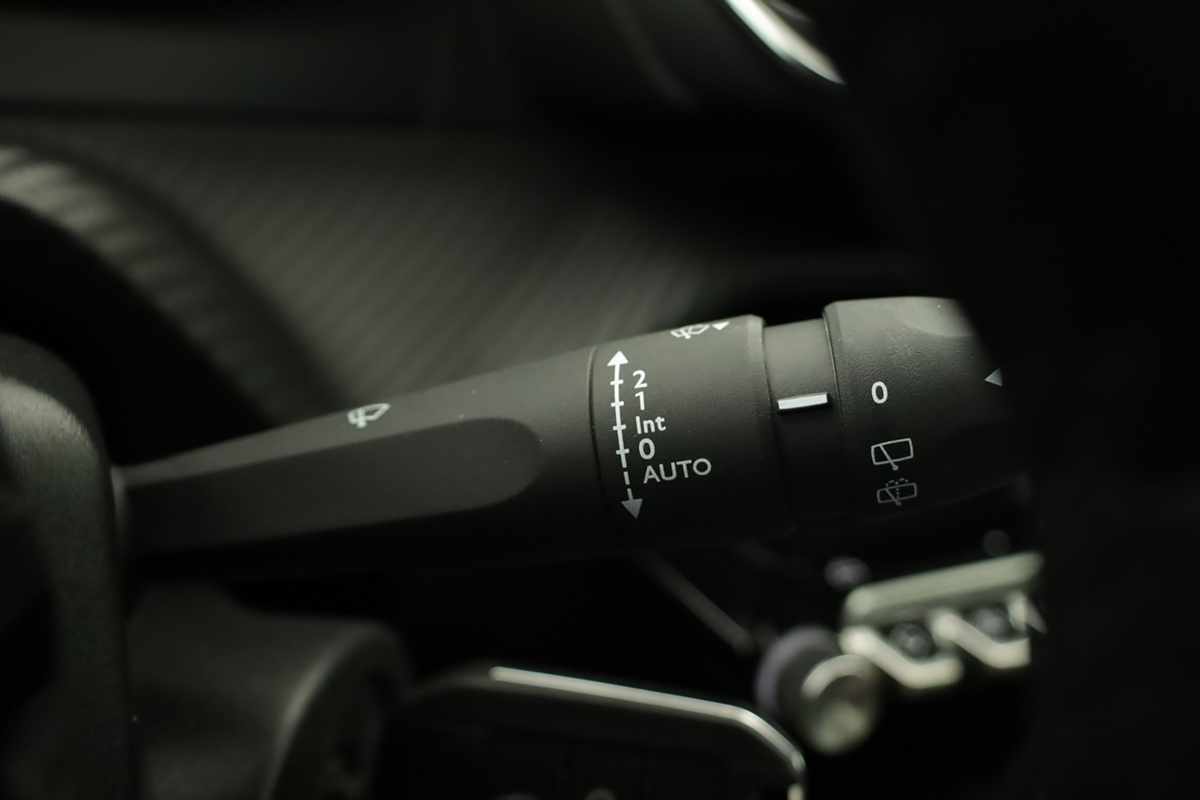 peugeot-208-2025-gasolina-1199cc