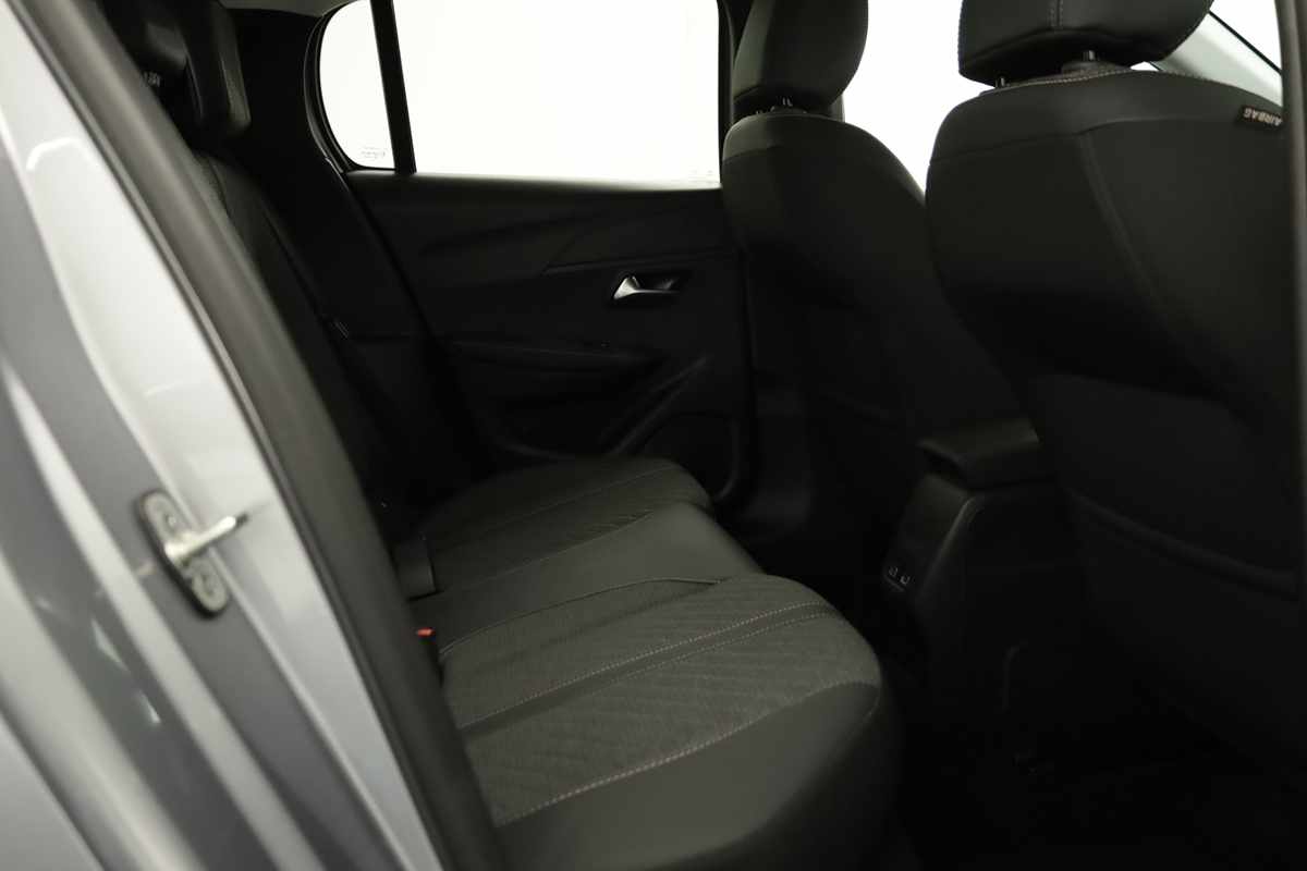 peugeot-208-2025-gasolina-1199cc