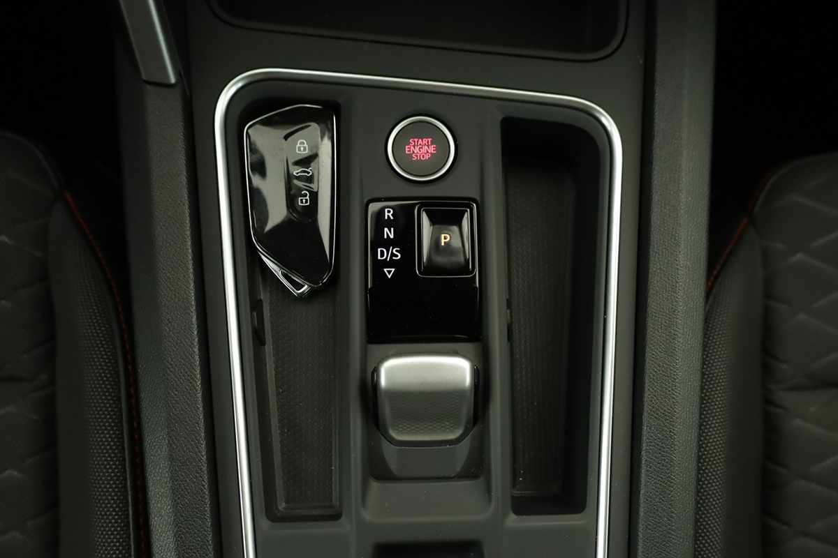 seat-leon-st-2025-hibrido-a-gasolina-1498cc