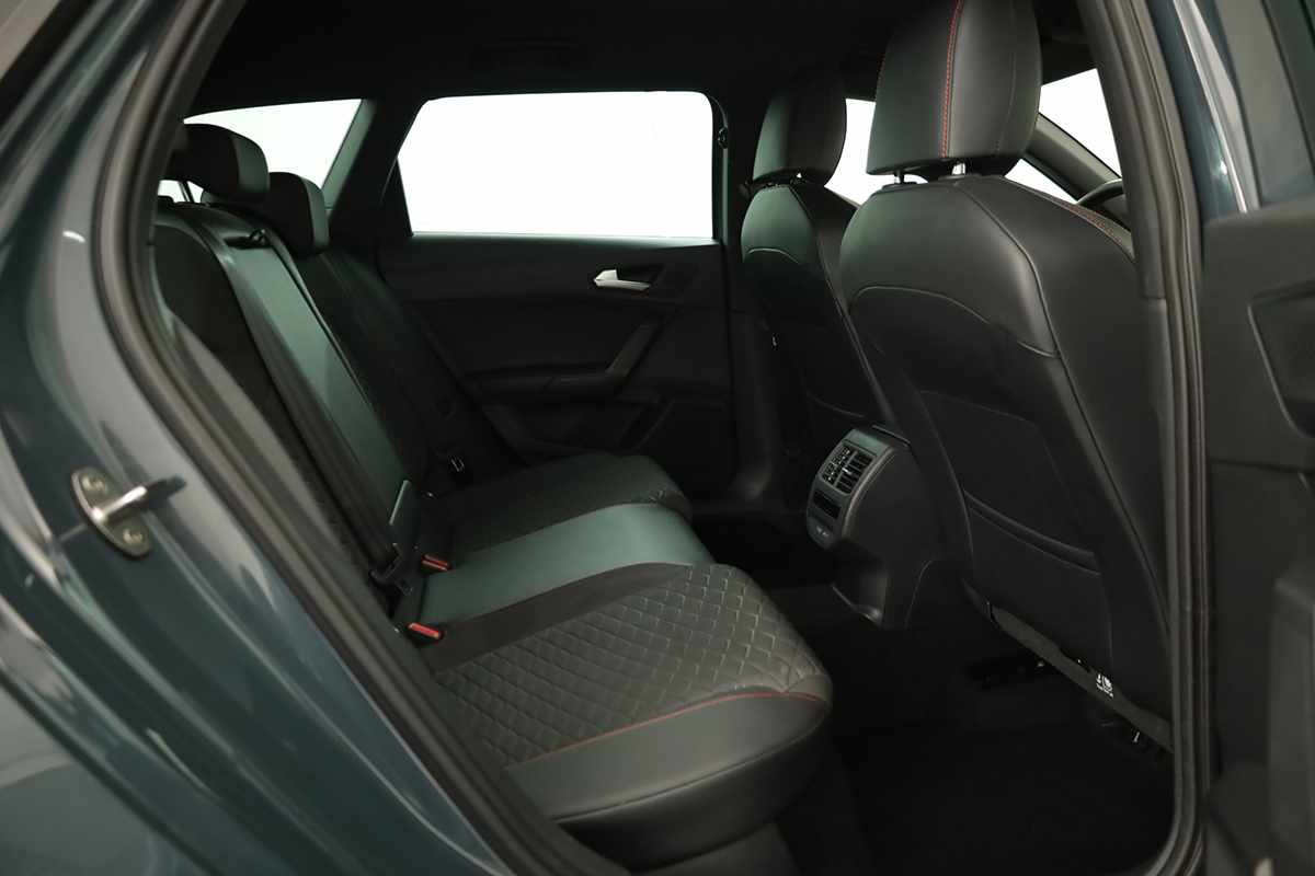 seat-leon-st-2025-hibrido-a-gasolina-1498cc