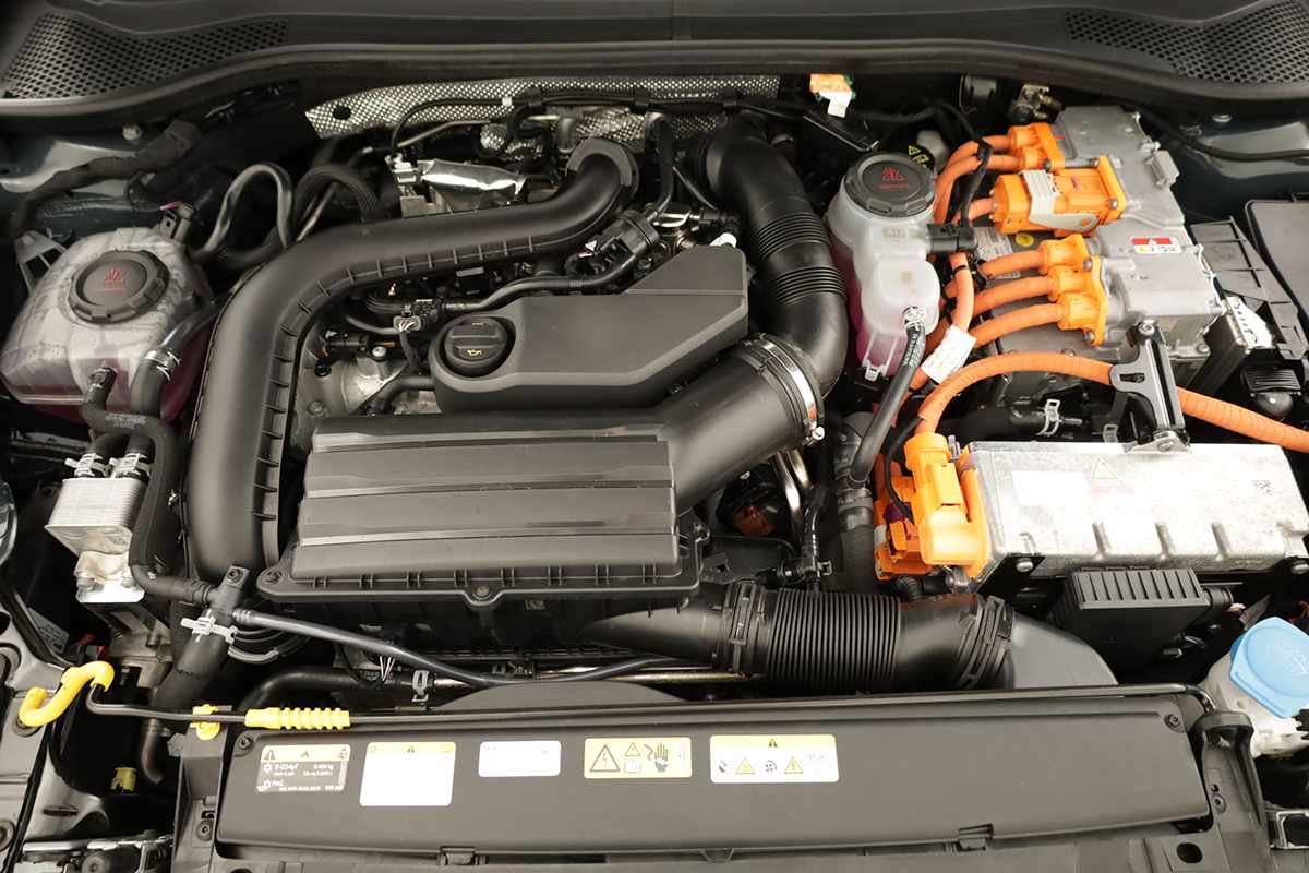 seat-leon-st-2025-hibrido-a-gasolina-1498cc