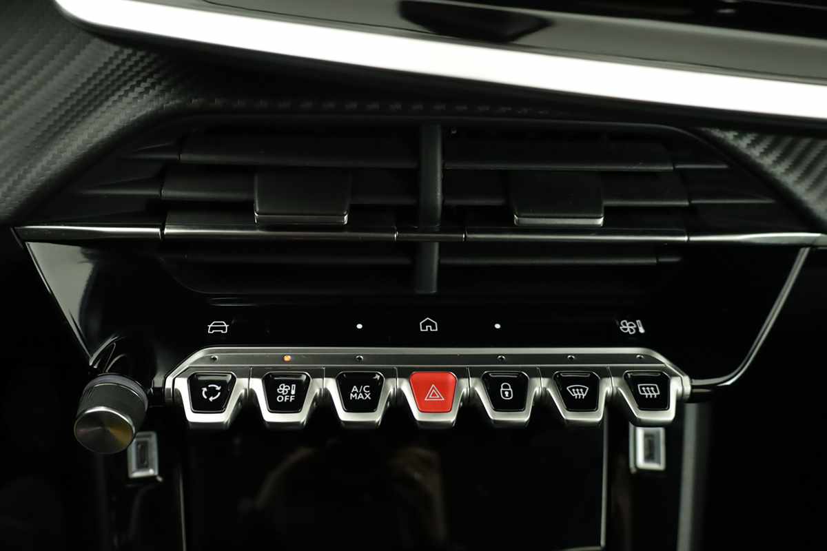 peugeot-208-2025-gasolina-1199cc