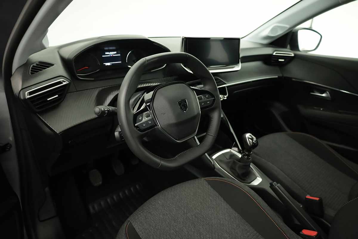 peugeot-208-2025-gasolina-1199cc