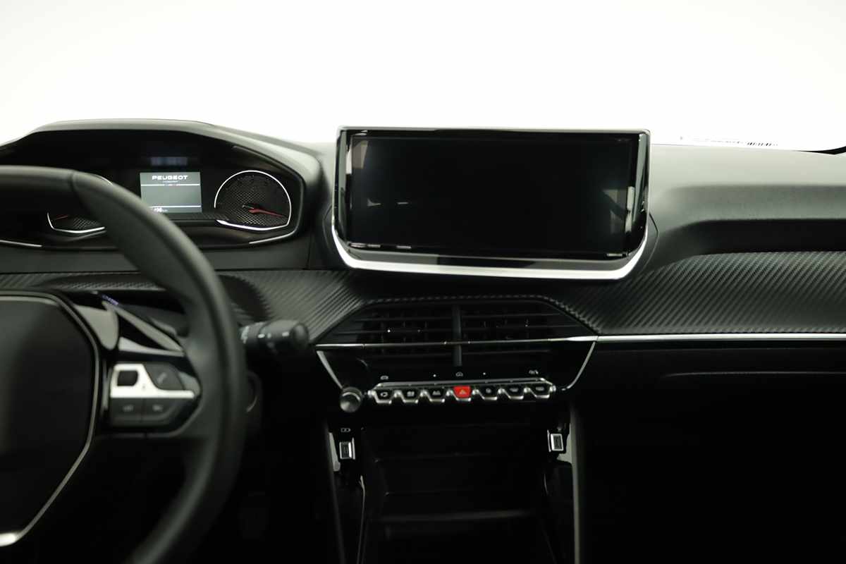 peugeot-208-2025-gasolina-1199cc