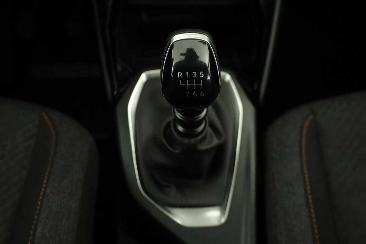 peugeot-208-2025-gasolina-1199cc