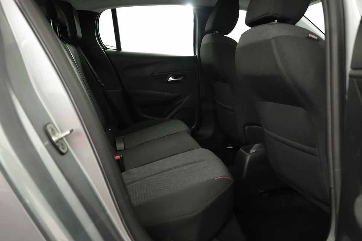 peugeot-208-2025-gasolina-1199cc