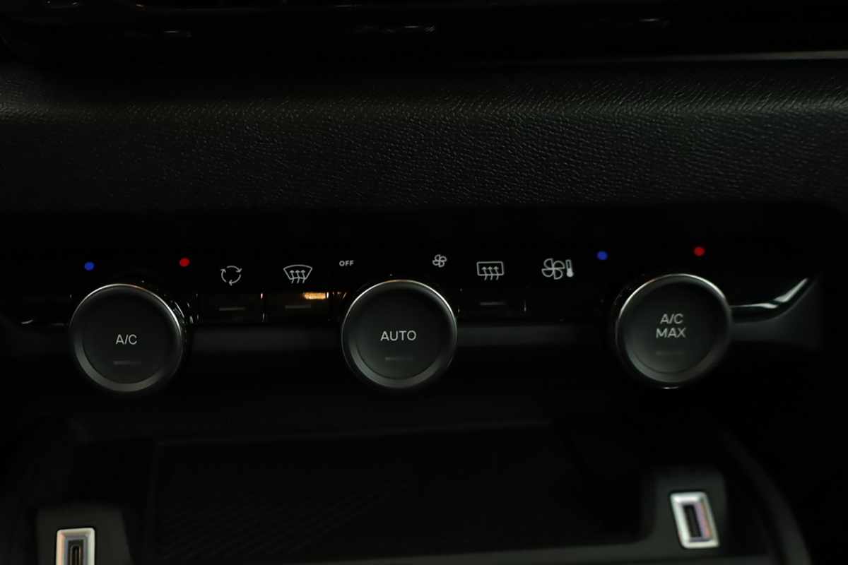 citroen-c4-2024-gasolina-1199cc