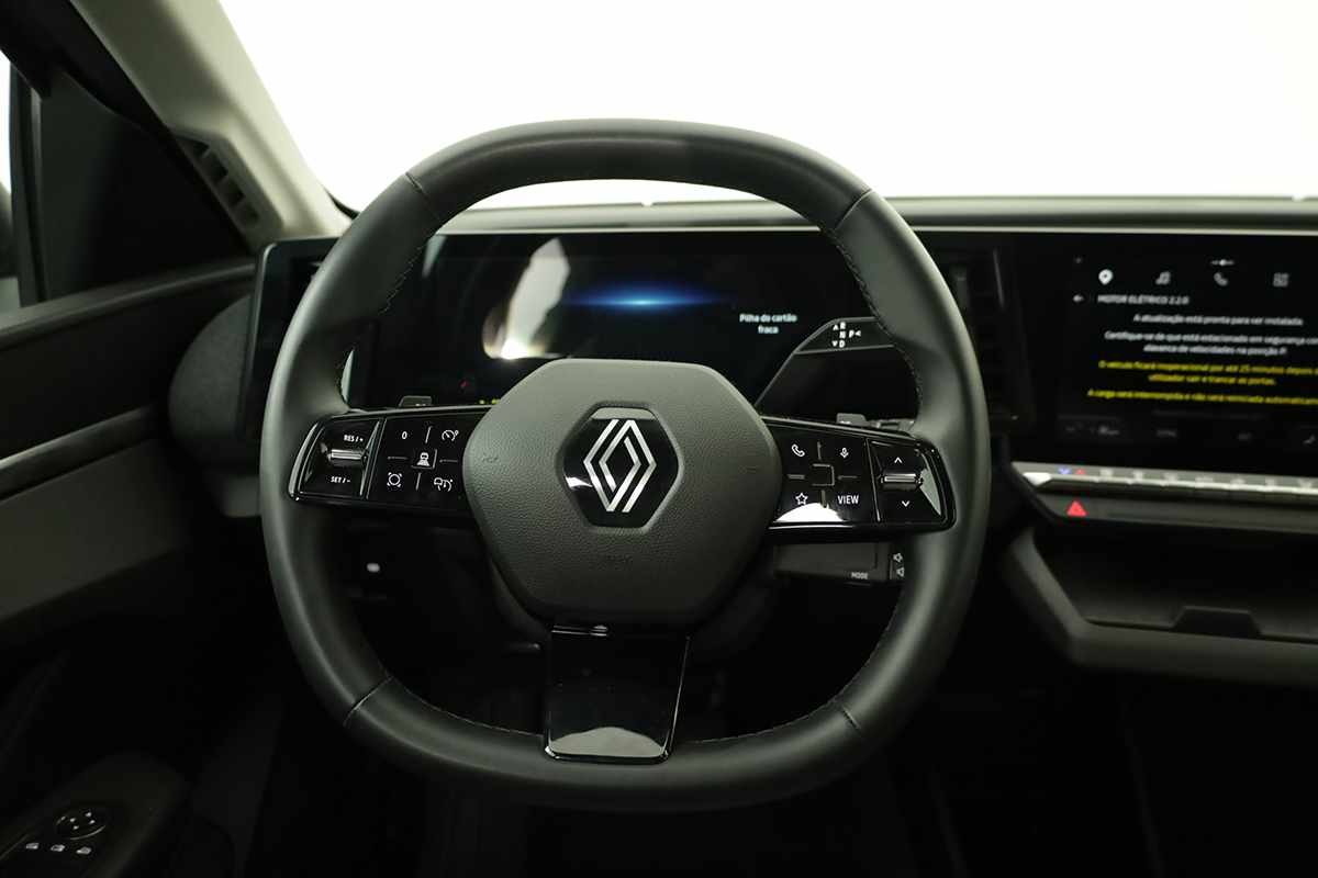 renault-megane-e-tech-2024-eletrico-0cc