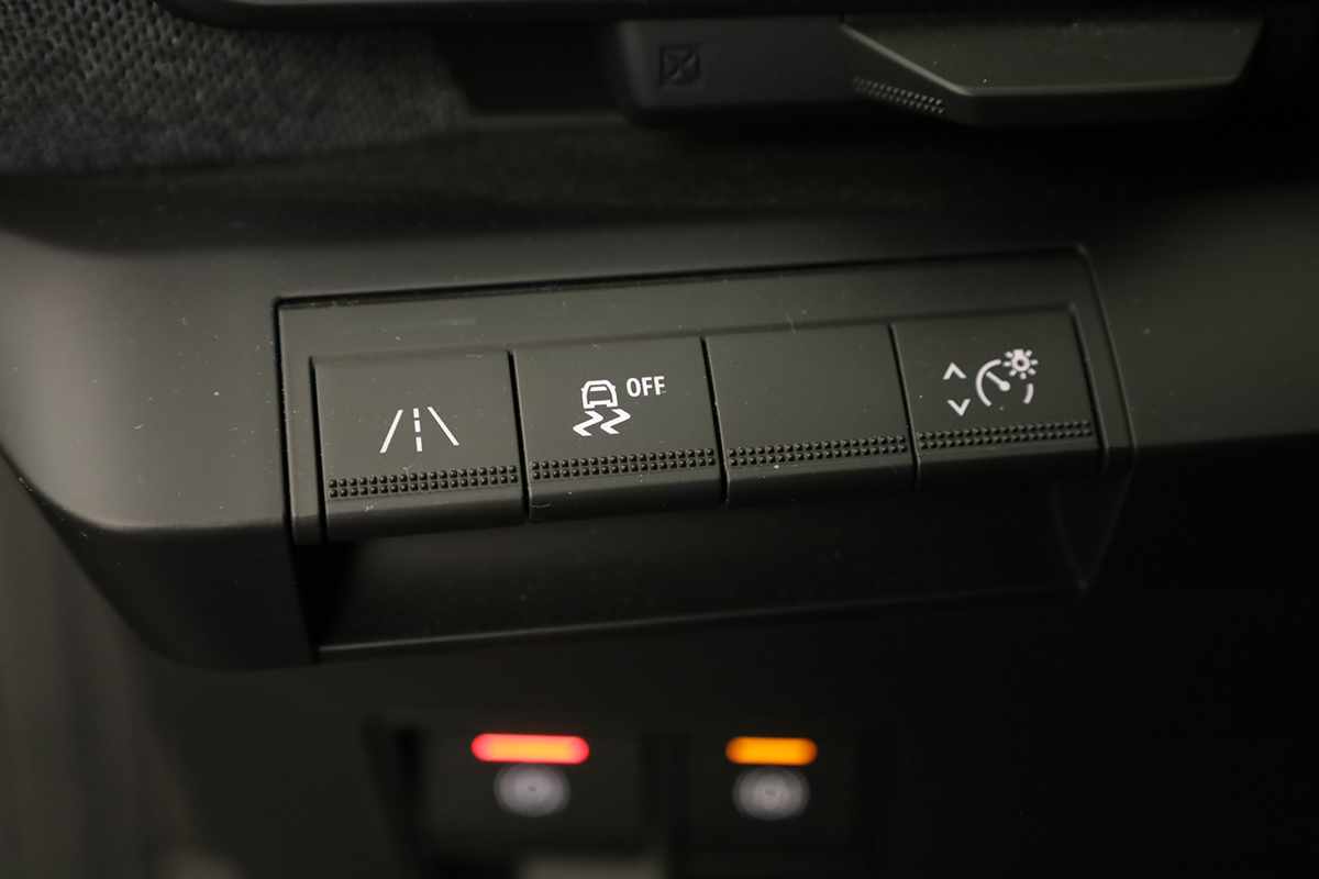 renault-megane-e-tech-2024-eletrico-0cc