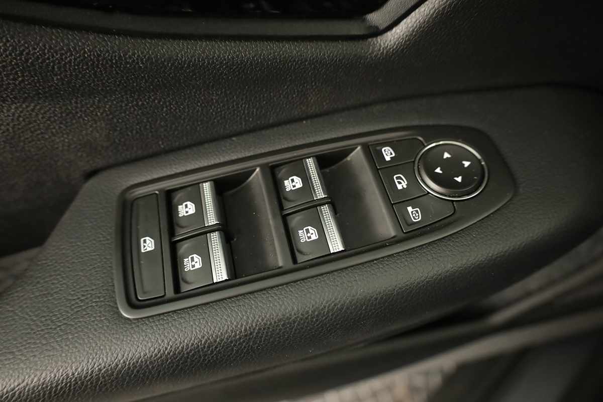 renault-megane-e-tech-2024-eletrico-0cc