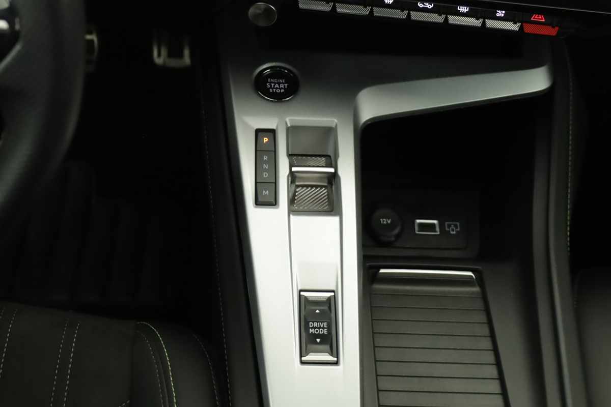 peugeot-408-2024-gasolina-1199cc