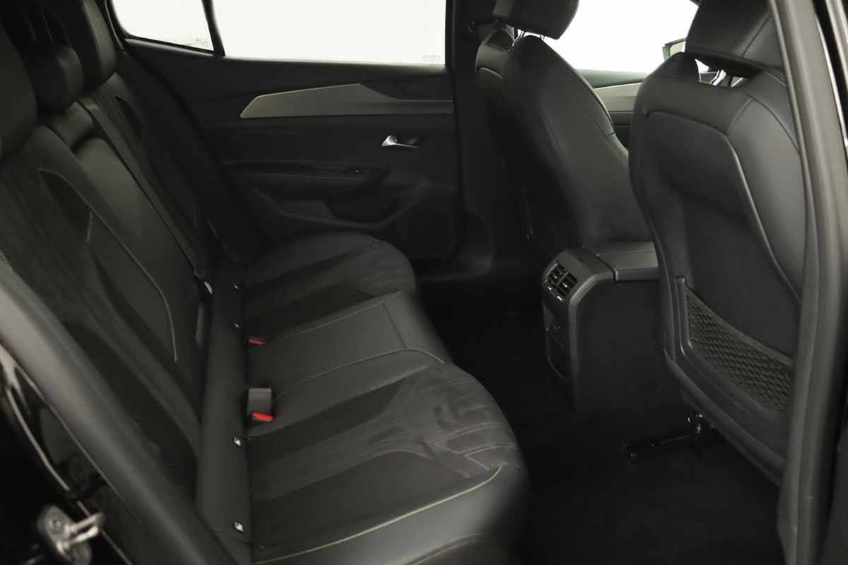 peugeot-408-2024-gasolina-1199cc