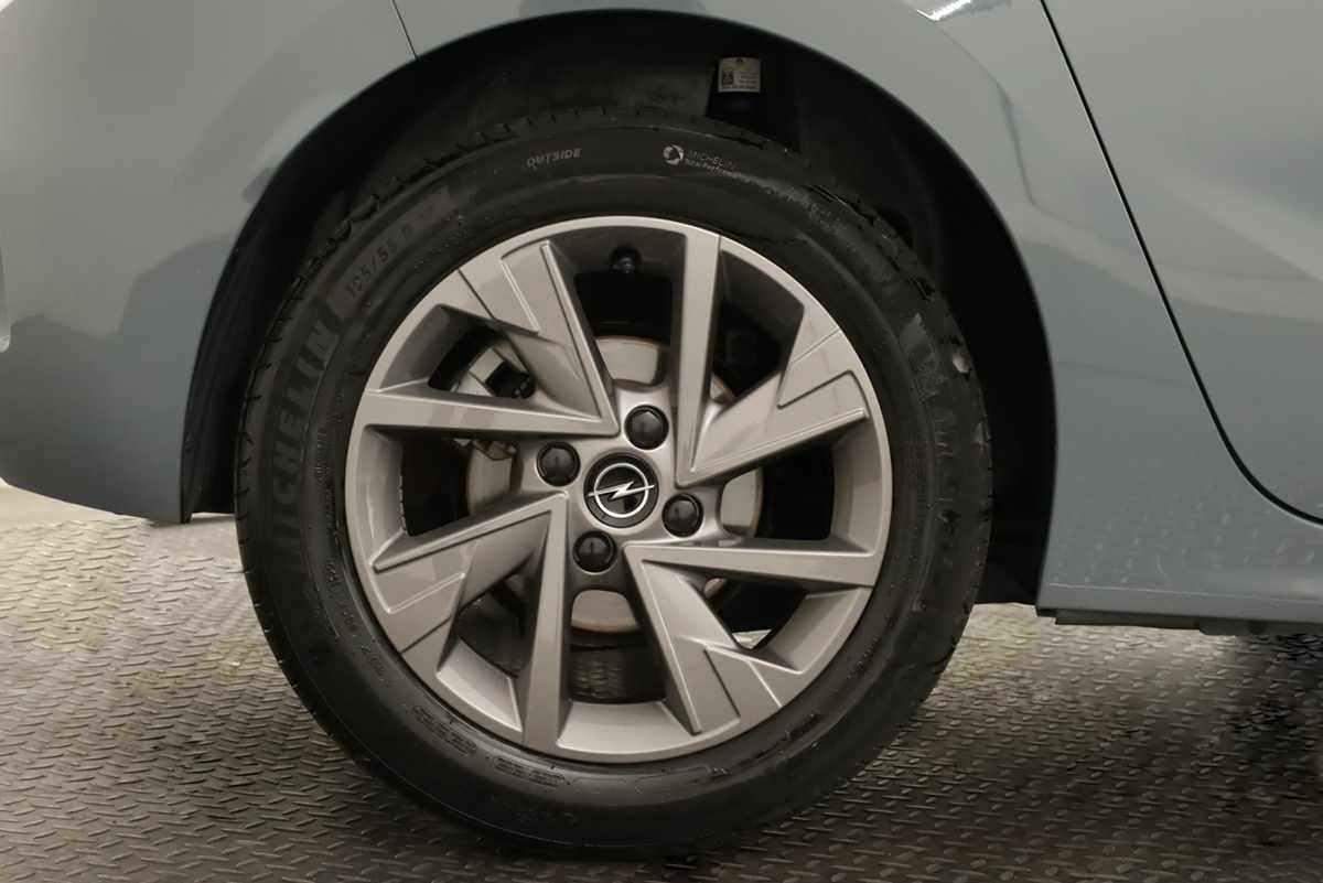 opel-corsa-2025-gasolina-1199cc