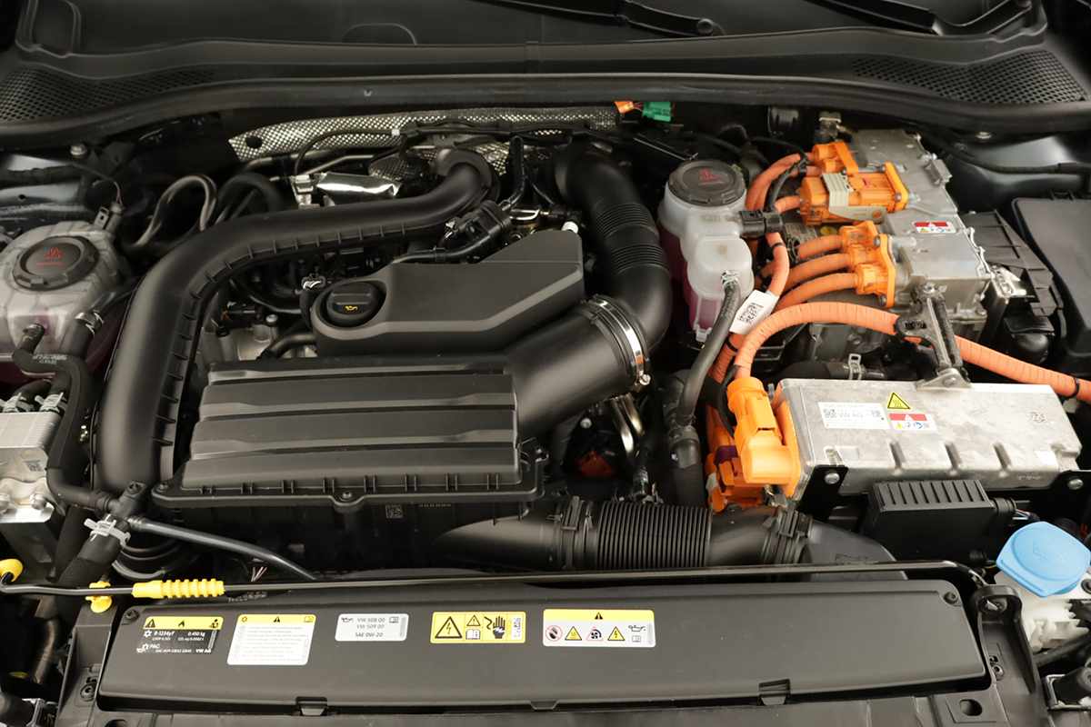 seat-leon-st-2025-hibrido-a-gasolina-1498cc