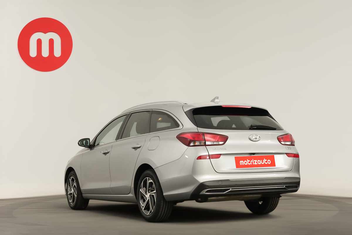 hyundai-i30-sw-2024-gasolina-998cc