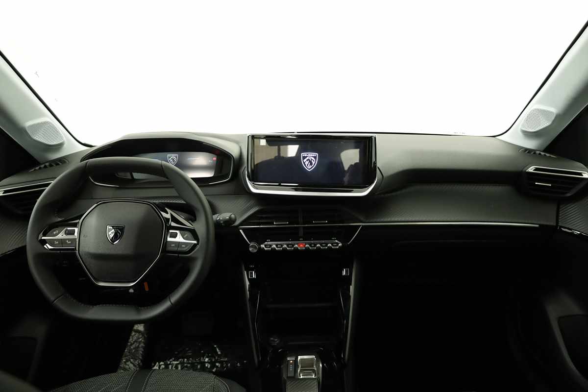 peugeot-208-2026-gasolina-1199cc