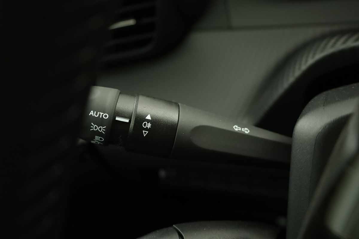 peugeot-208-2026-gasolina-1199cc