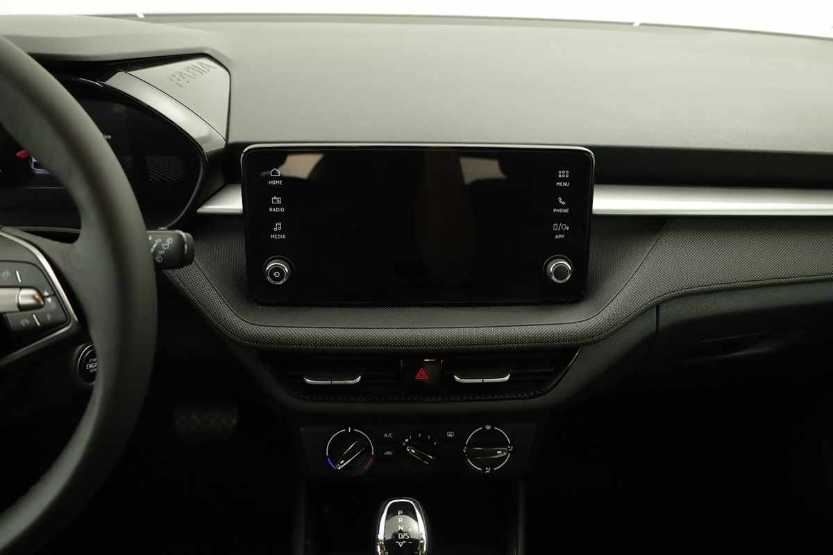 skoda-fabia-2025-gasolina-999cc