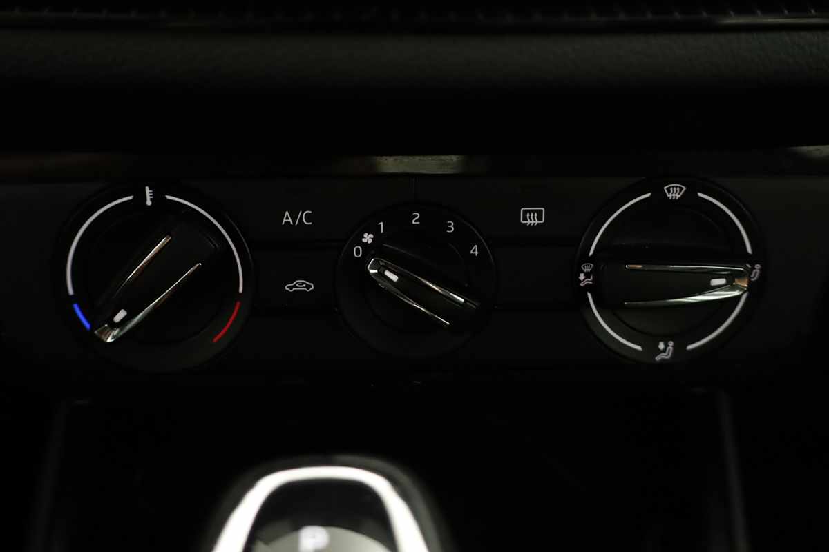 skoda-fabia-2025-gasolina-999cc