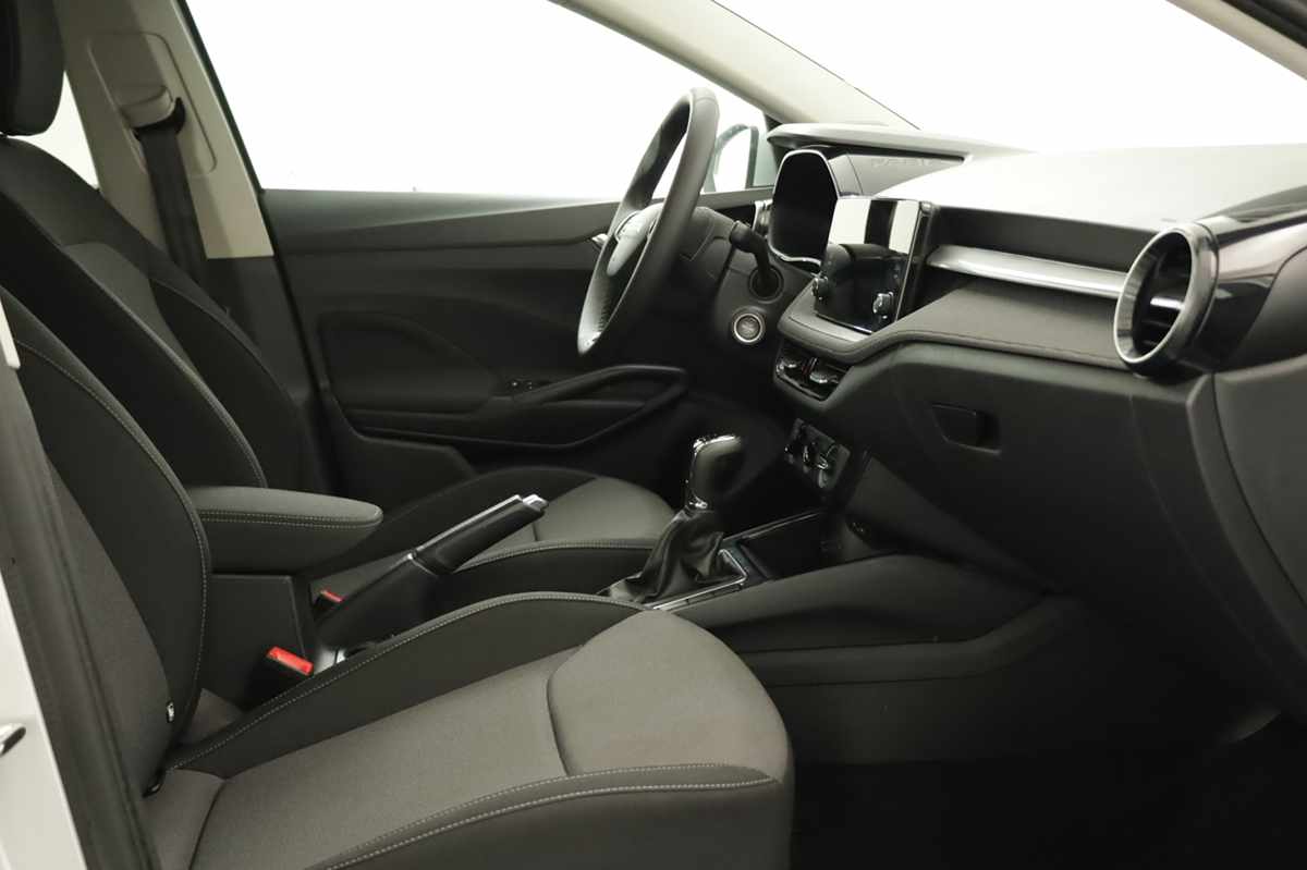 skoda-fabia-2025-gasolina-999cc