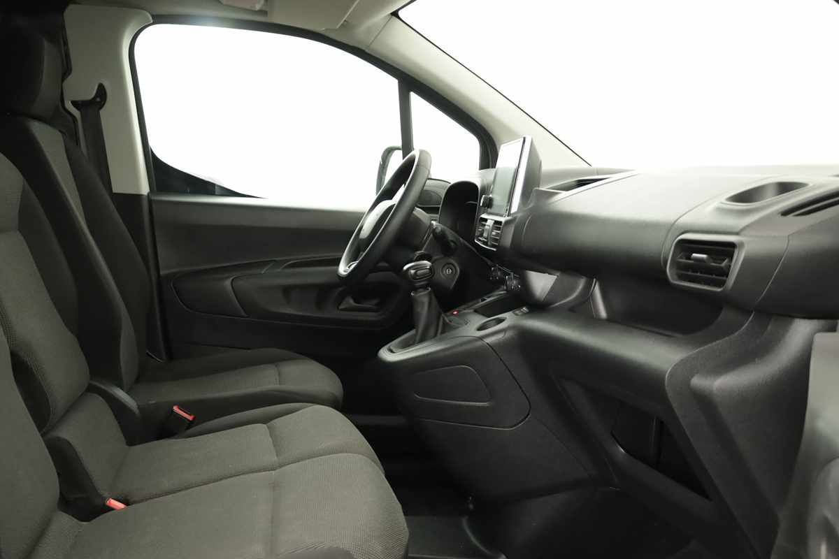 citroen-berlingo-2024-diesel-1499cc