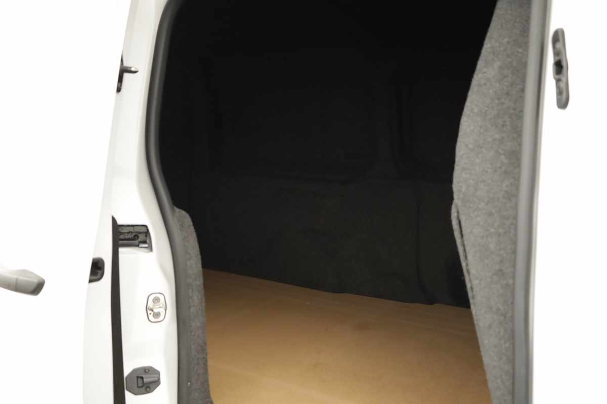 citroen-berlingo-2024-diesel-1499cc