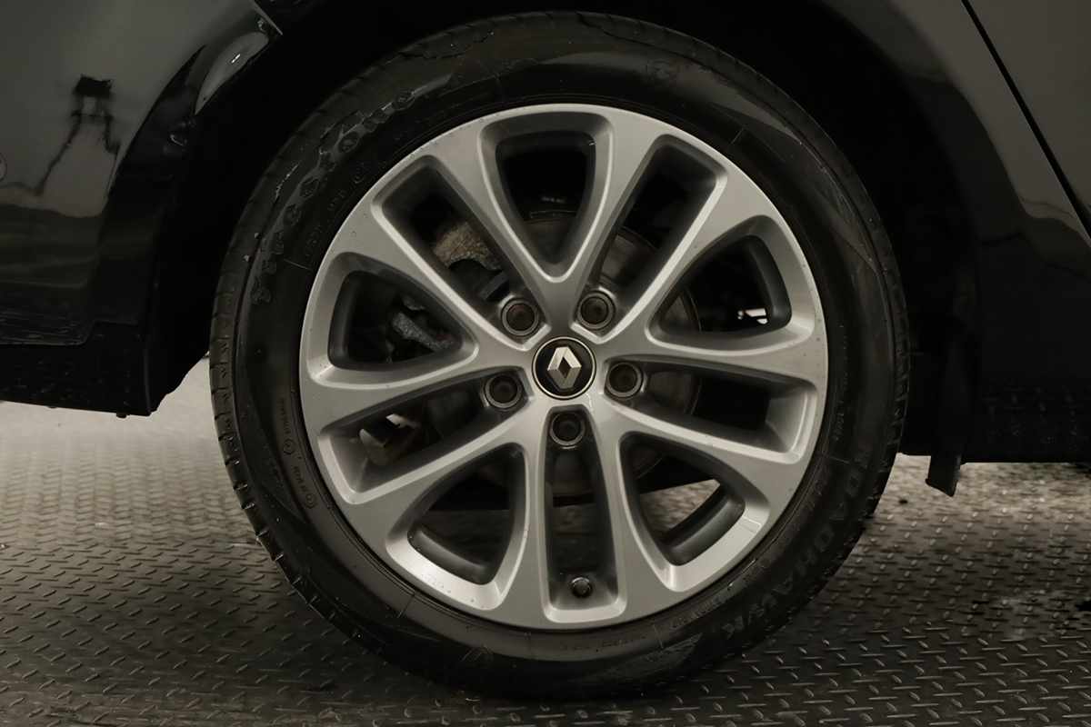 renault-megane-sport-tourer-2020-diesel-1461cc