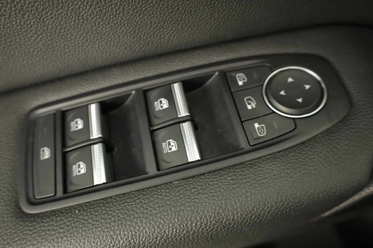 renault-captur-2023-gpl-999cc