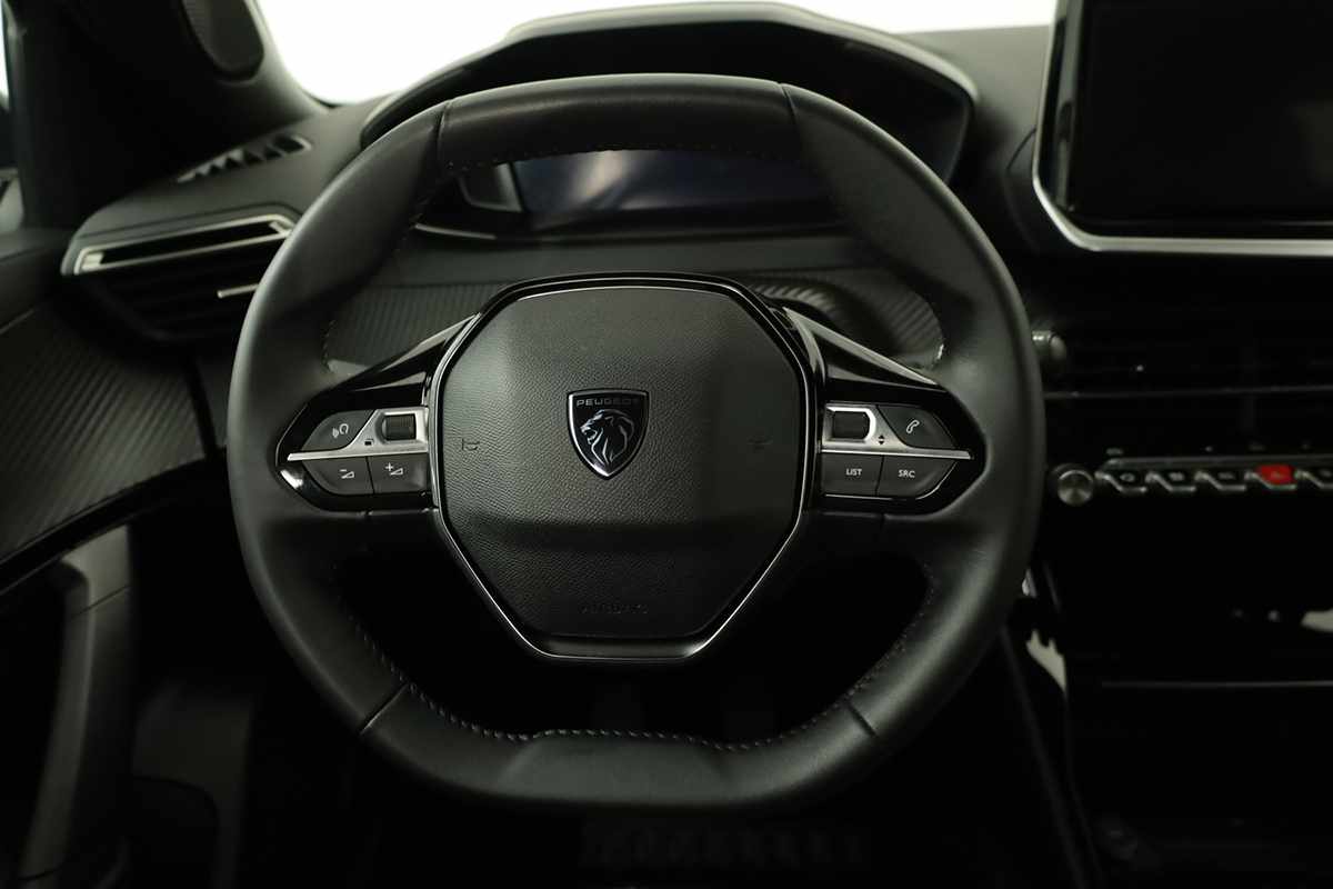 peugeot-2008-2025-gasolina-1199cc