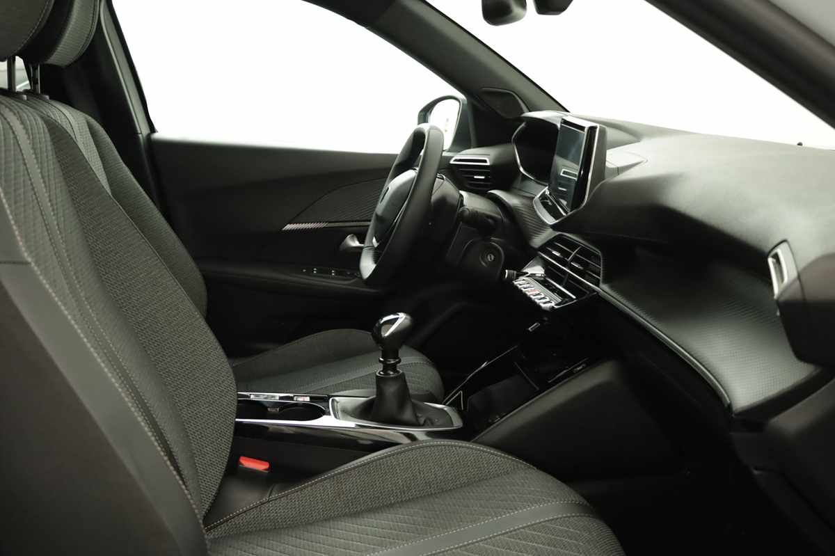 peugeot-2008-2025-gasolina-1199cc