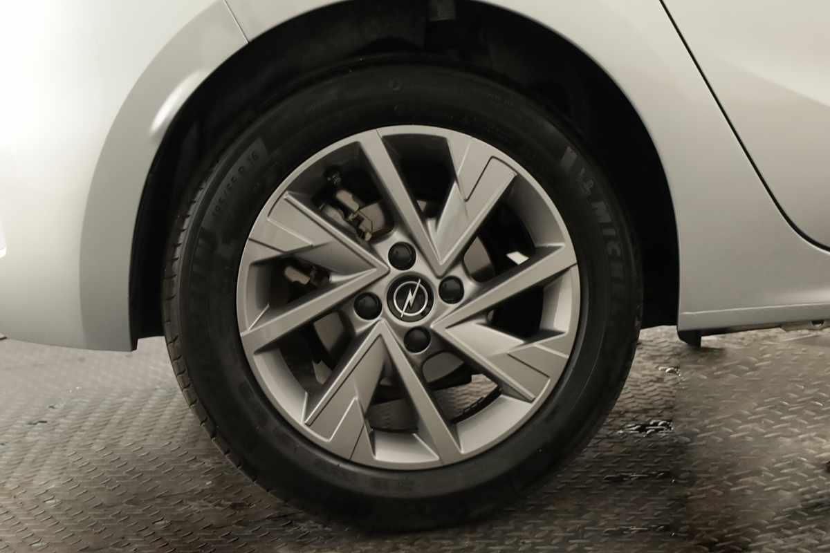 opel-corsa-2025-gasolina-1199cc
