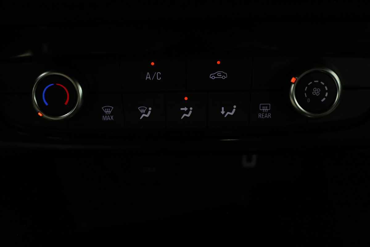 opel-corsa-2025-gasolina-1199cc