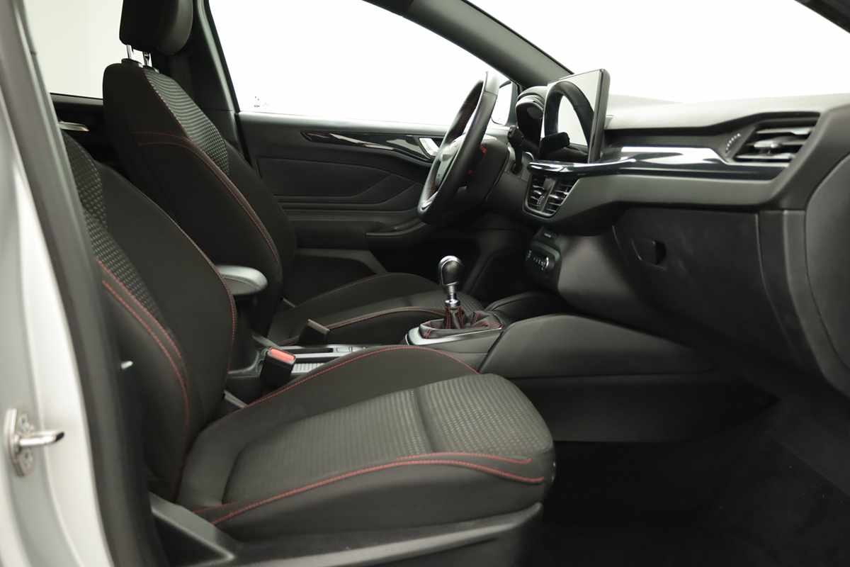 ford-focus-2025-gasolina-998cc