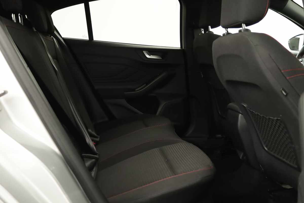 ford-focus-2025-gasolina-998cc