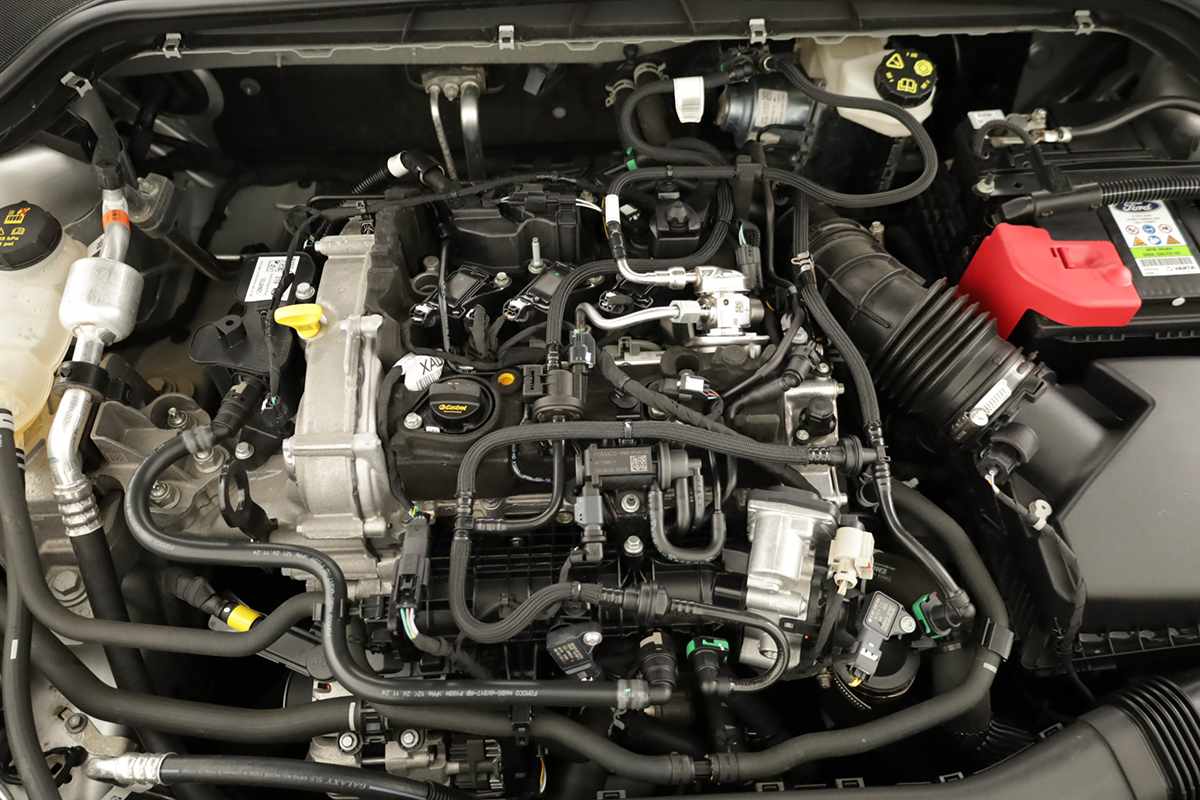 ford-focus-2025-gasolina-998cc