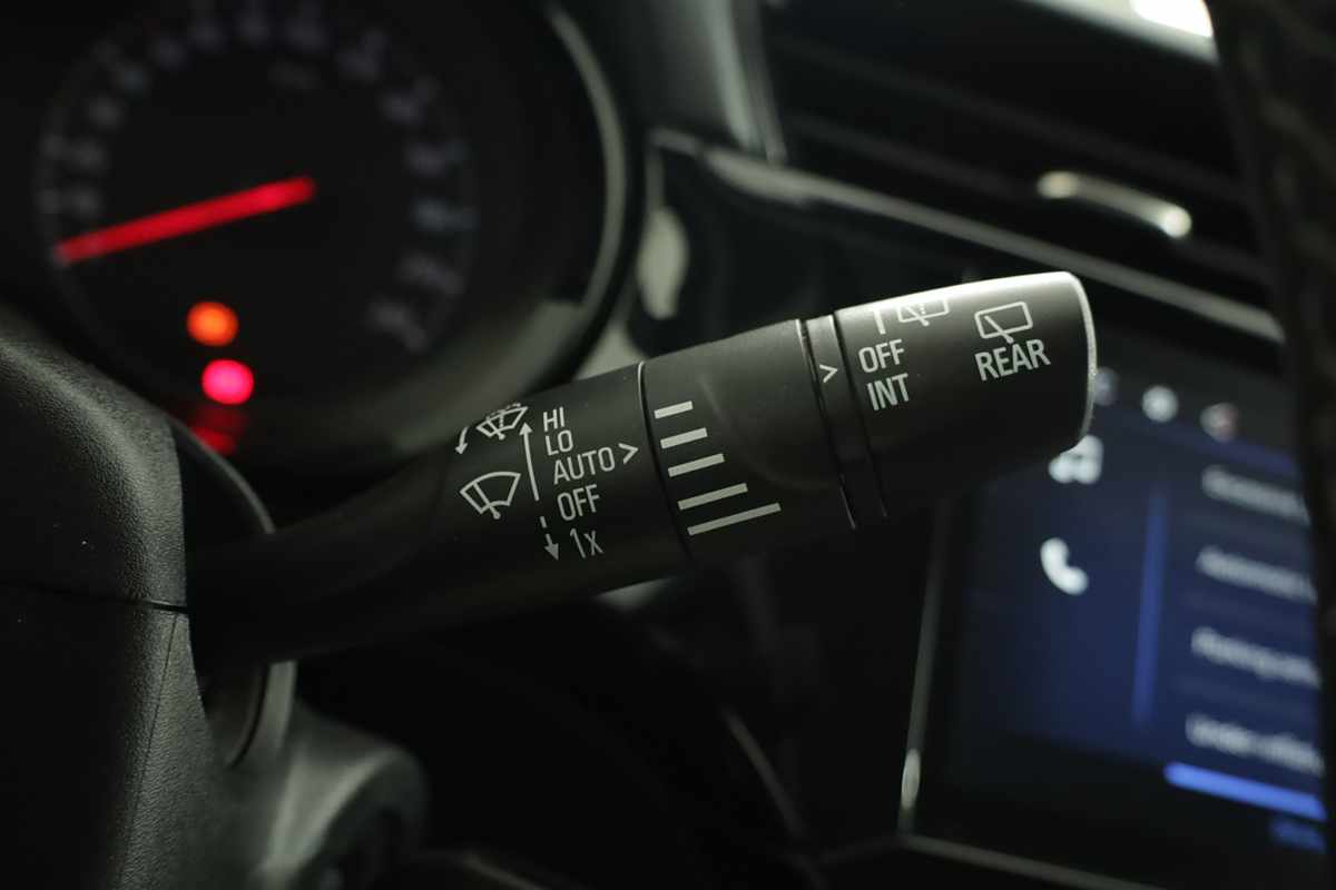 opel-corsa-2025-gasolina-1199cc
