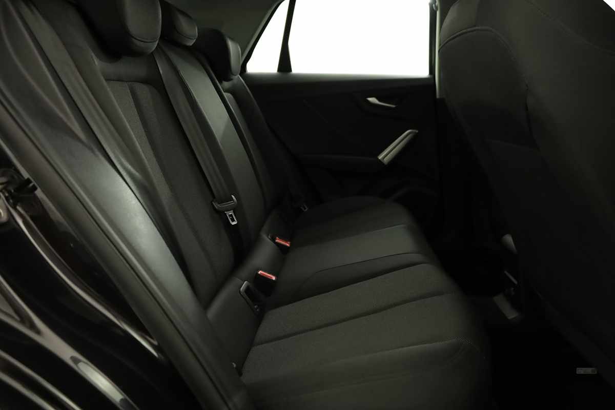 audi-q2-2025-gasolina-1498cc