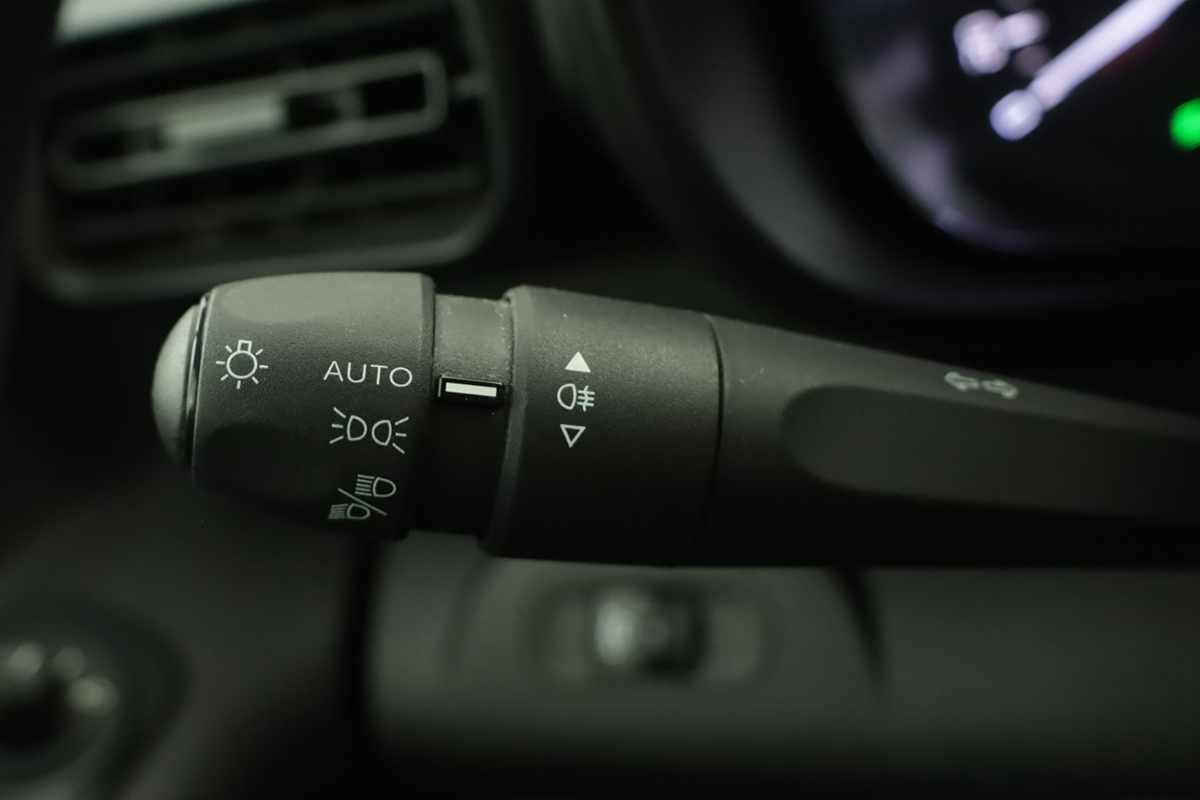 citroen-berlingo-2024-diesel-1499cc