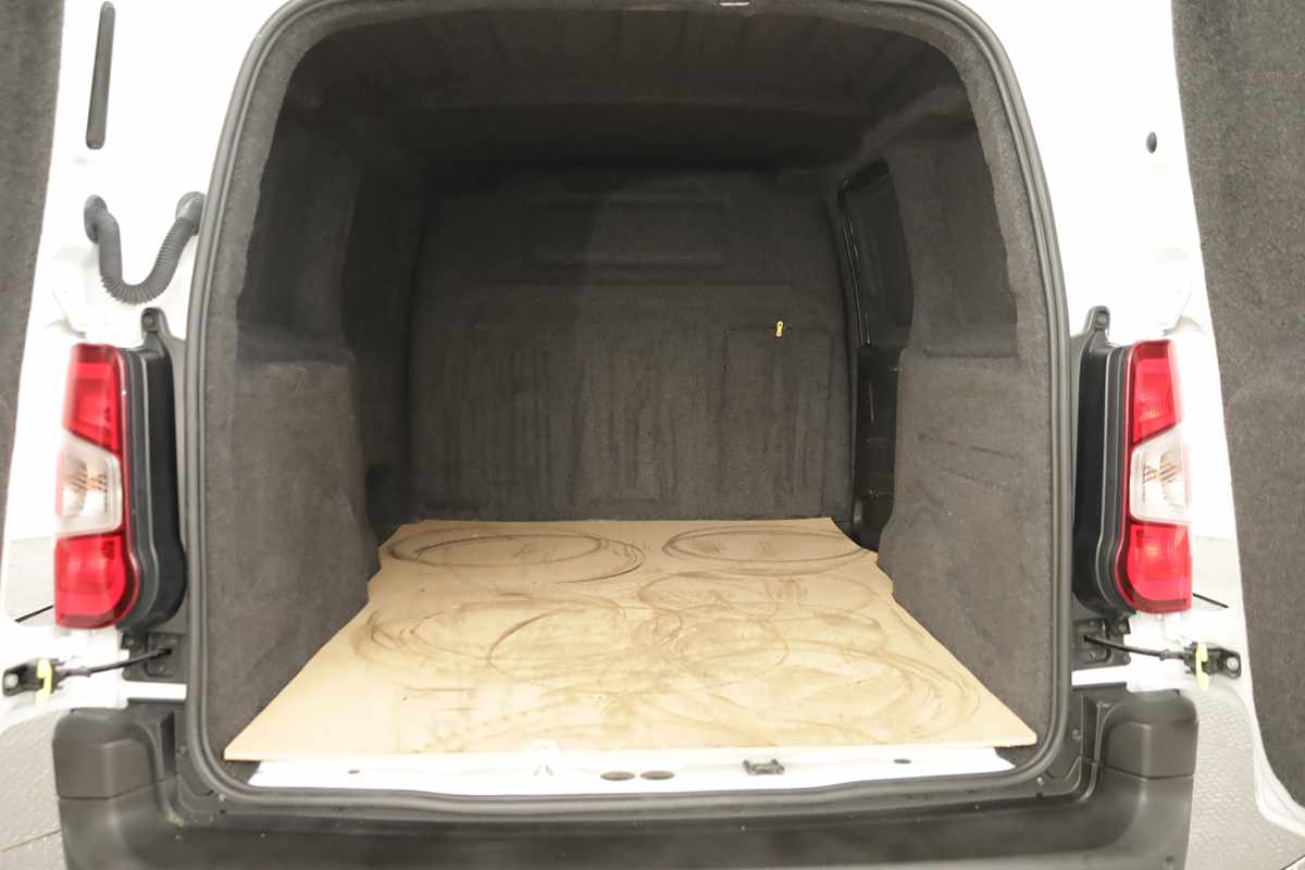 citroen-berlingo-2024-diesel-1499cc