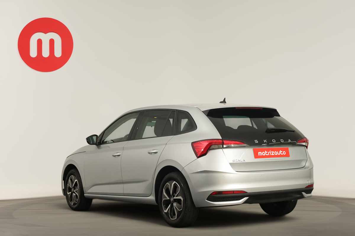 skoda-scala-2025-gasolina-999cc