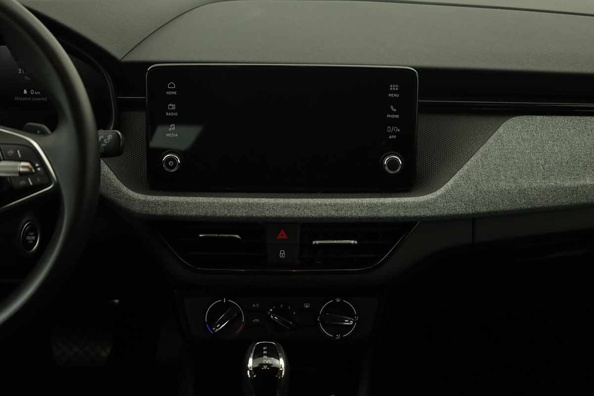 skoda-scala-2025-gasolina-999cc